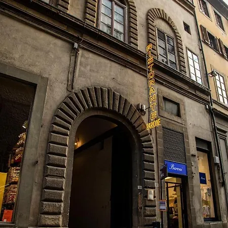 Apartamento Studio In Tornabuoni Within A Renaissance Building *